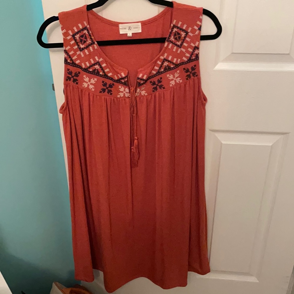 Pretty dress with cute design